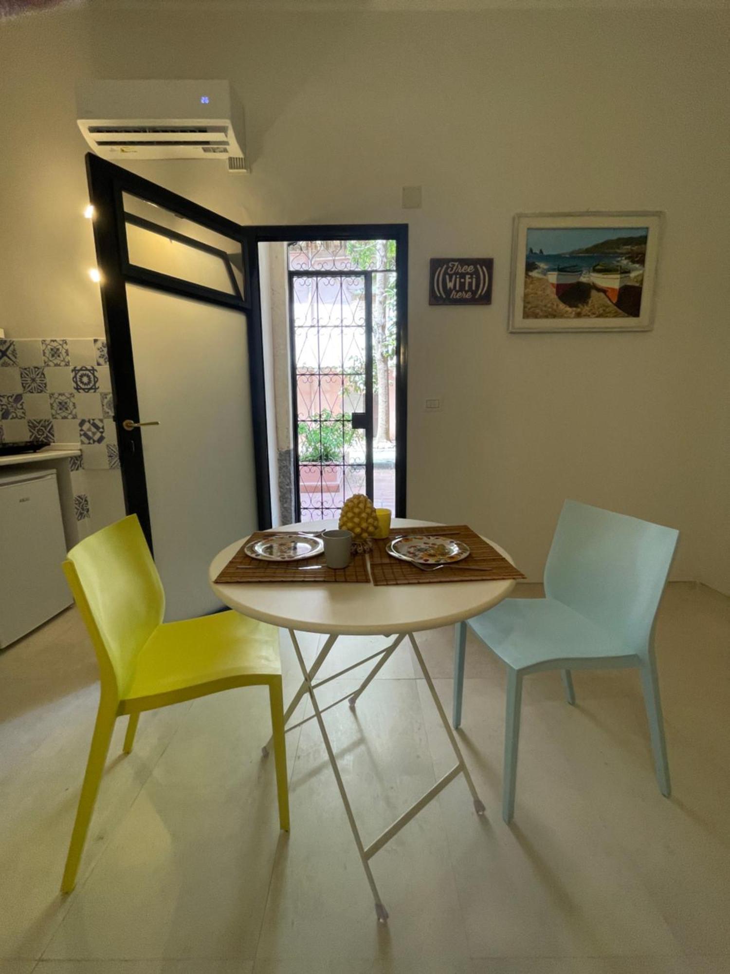 Ferienwohnung Corte Capuana Catania Exterior foto